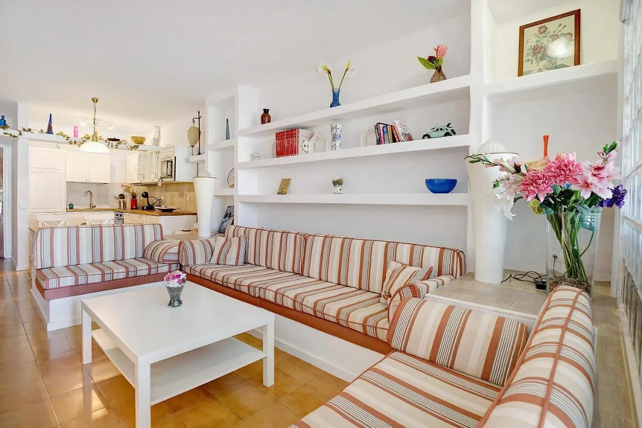 Isla And Ocean With Pool And Wifi Apartment Costa Teguise Spain