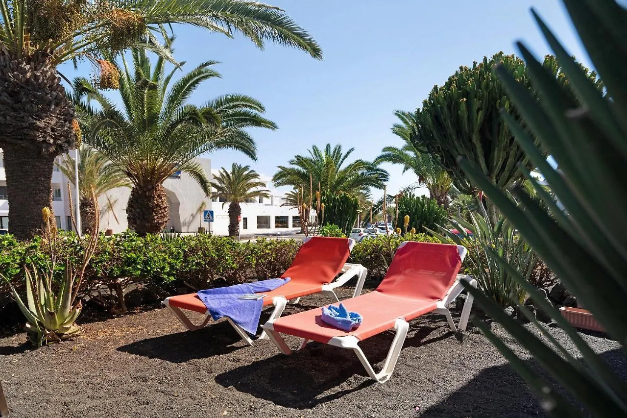 Isla And Ocean With Pool And Wifi Apartment Costa Teguise