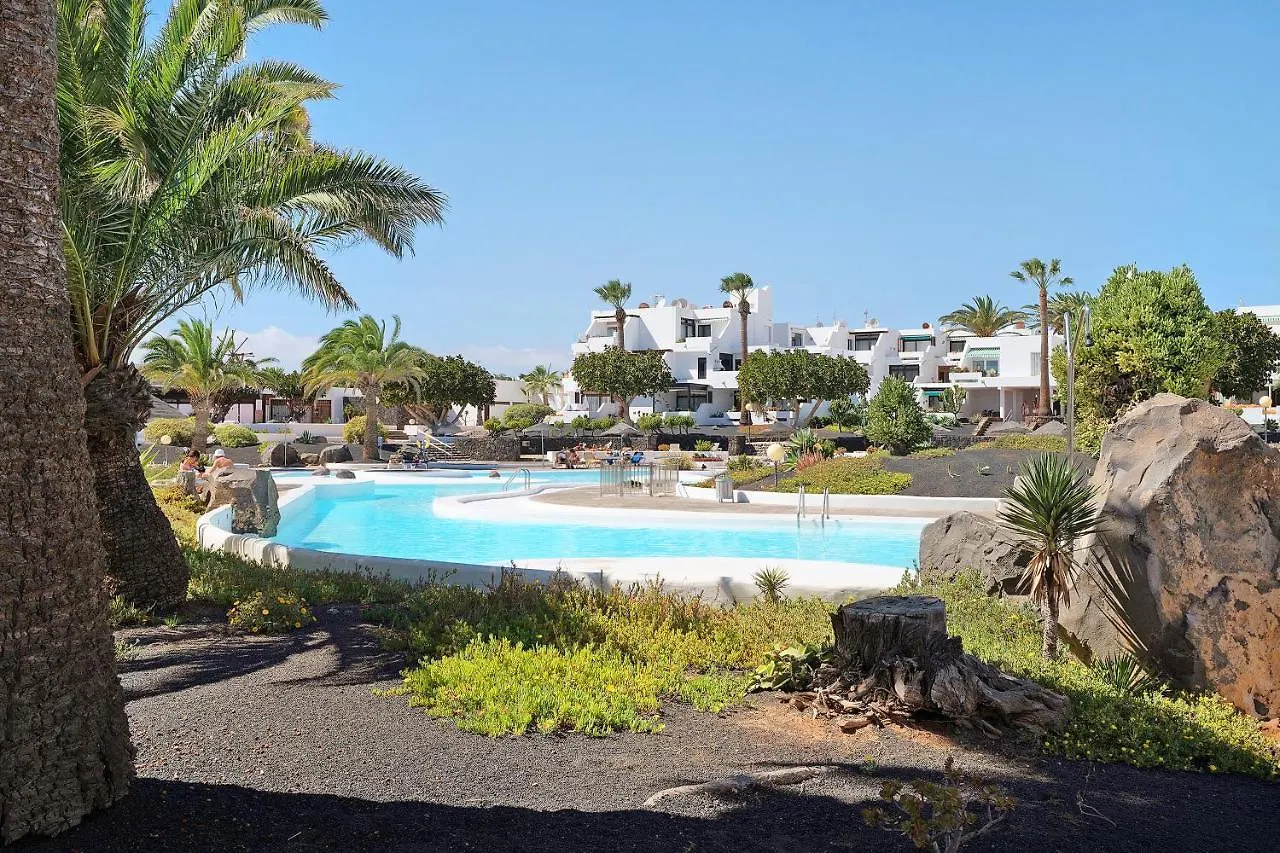 Isla And Ocean With Pool And Wifi Apartment Costa Teguise